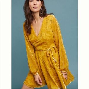 Anthropologie Yumi Kim Loyalty Velvet Burnout Floral Wrap Dress XSP